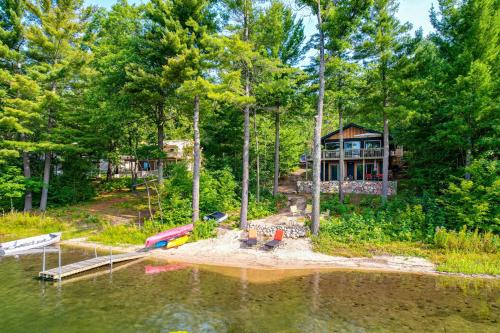 Lake Arrowhead Casa | Deck and Fire Pit Beachfront Home in Gaylord!