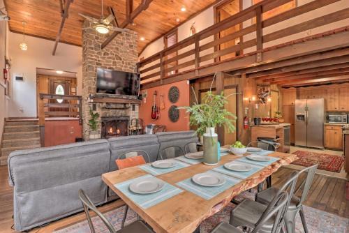 Lake Harmony Casa | Deck and Fire Pit Cozy Pocono Mountain Home