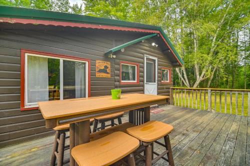 Magalloway Plantation Casa | Deck and Fire Pit Nature Lovers Retreat in Maine!