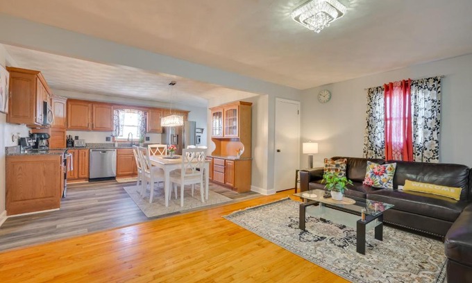 Hershey Casa | Deck and Grill Convenient Home in Hummelstown