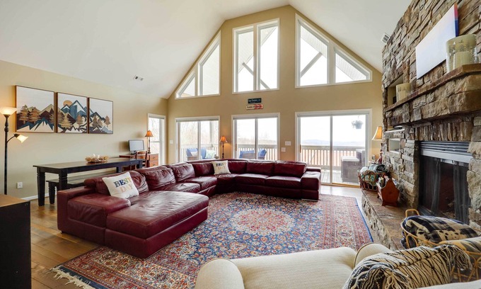 Sugar Mountain Casa | Deck, Grill & Fire Pit: Sugar Mountain Retreat!