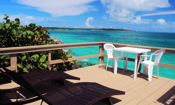 Alice Town Casa | Deck Overhangs Ocean, Walk to Beaches/Bars/Restaurants, WiFi, On-site Parking