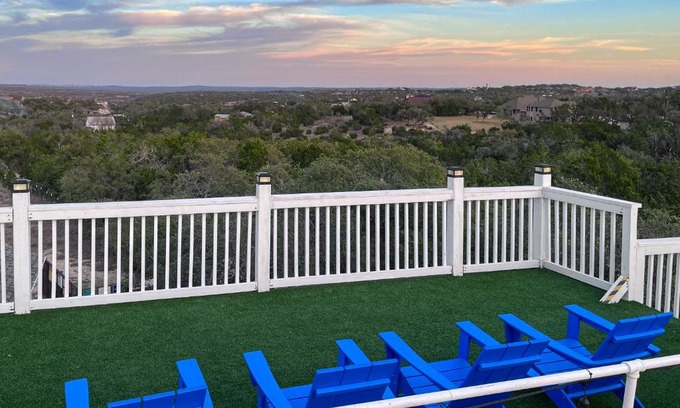 Dripping Springs Casa | Deer Creek Dream