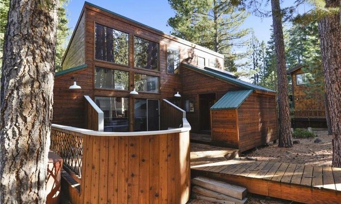 Truckee Casa | Deer Path by Tahoe Truckee Vacation Properties