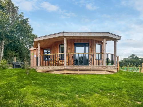 St George Casa | Deer's Leap - Uk50121
