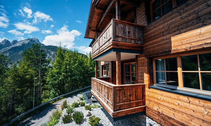 Scharnitz Apartamento | Deer Suite at the gate to the Karwendel