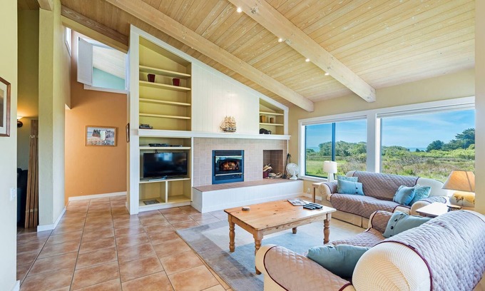 Sea Ranch Casa | Deer View