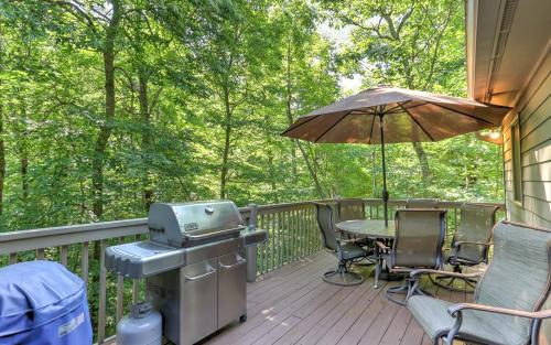 Big Canoe Casa | Deer View Retreat - Ramp to Home Wood-Burning Fireplace Netflix Ping Pong