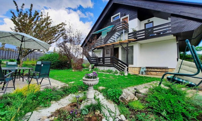Bled Casa | Deerwood-Large Villa relax with castle view