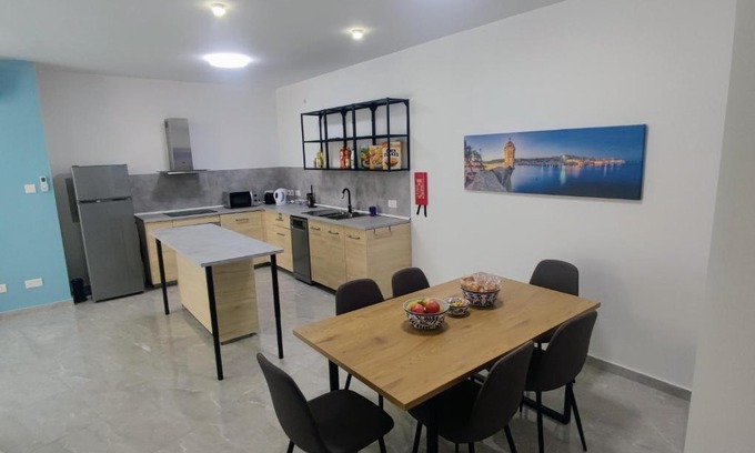 Naxxar Apartamento | Deggies Apartments - spacious, modern apartment!