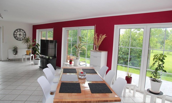 Neu Hauen Casa | Deichterrasse - Dog-friendly vacation home (140sqm) for 6 people with