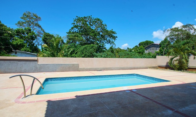 Ocho Rios Casa | DeJean