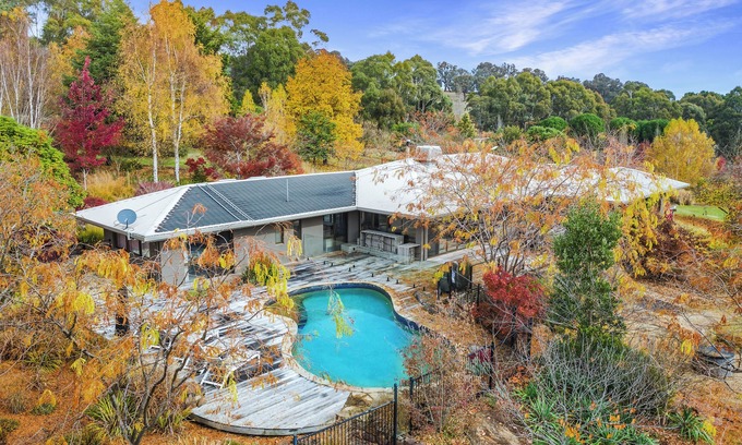 Merrijig Casa | Delatite Valley: 4 BR, 3.5 BA House in Merrijig, Sleeps 12
