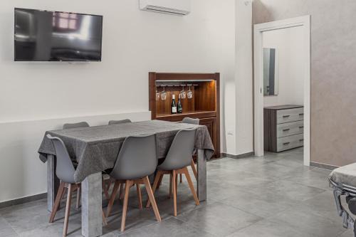 Fiumefreddo di Sicilia Casa | Delia home service