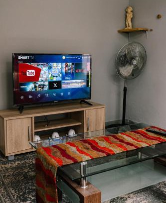 Germiston Casa | Delightful 1 Bedroom Flat in Germiston with WI-FI