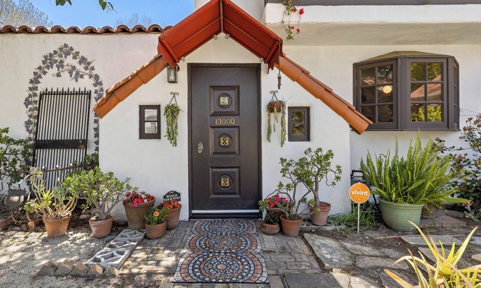 Studio City Casa | Delightful 1931 Spanish Style abode in the very desirable area, Studio City, CA.