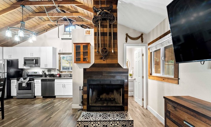 Julian Casa | Cozy Julian Retreat with Playful Kids' Loft