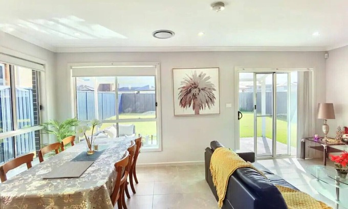 Bardia Casa | Delightful 2-level home in Bardia