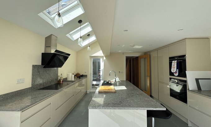 South Bermondsey Apartamento | Delightful 3BD Terrace House, Near London Bridge