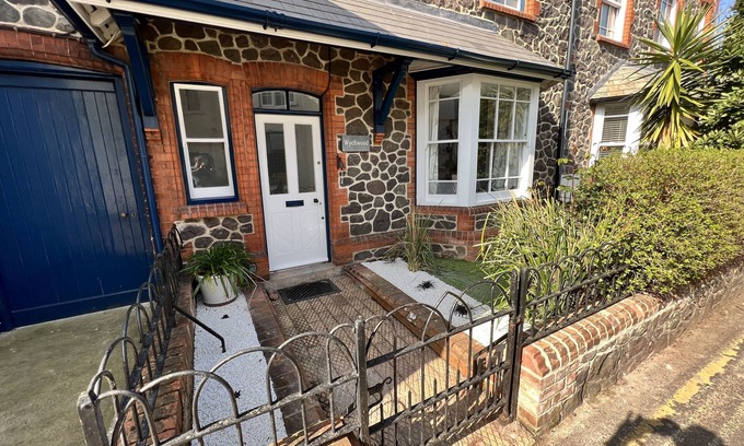 Porlock Casa | Encantadora casa unifamiliar de 4 dormitorios en el centro de Porlock Village