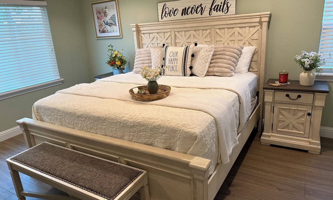 Citrus Heights Casa | Delightful and Beautiful Home and Garden