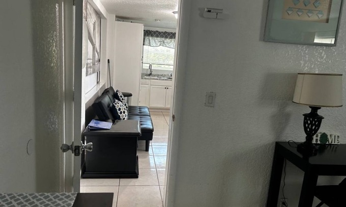 Delray Beach Apartamento | Delightful apartment with AC in sunny Delray Beach