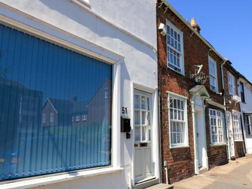 Wareham Casa | Delightful Dorset House By Wareham River