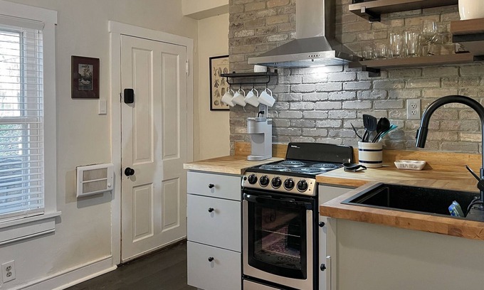 Bolivar Apartamento | Delightful spacious apt. Ideal central location