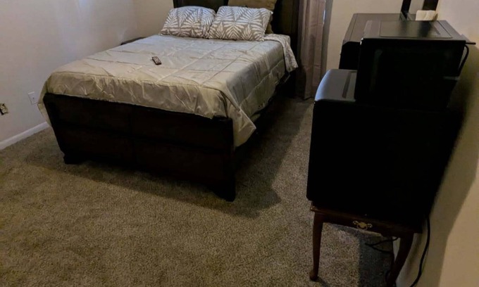 Austell Casa | Delightful townhome with AC in charming Austell