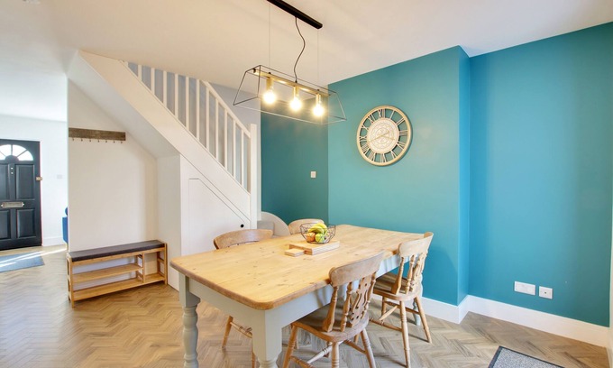 Worthing Cabaña | Delightful two bedroom cottage near town centre