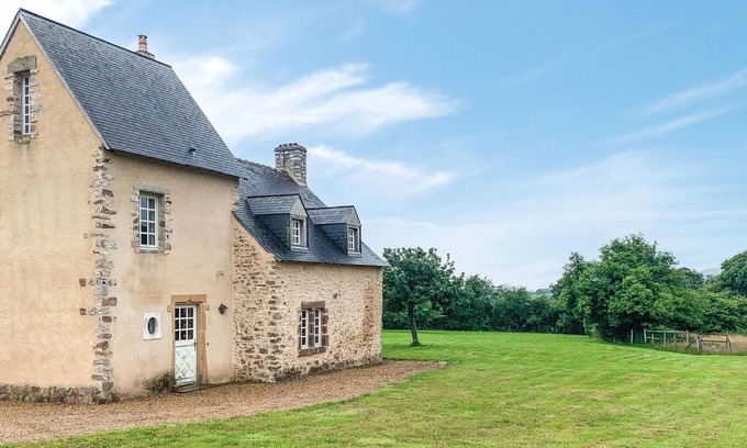 Rouesse-Vasse Casa | Alojamiento de 2 habitaciones en Rouessé Vassé