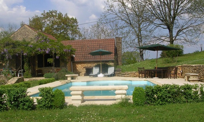 Le Buisson-de-Cadouin Casa | Casa de piedra deliciosamente restaurada con piscina propia
