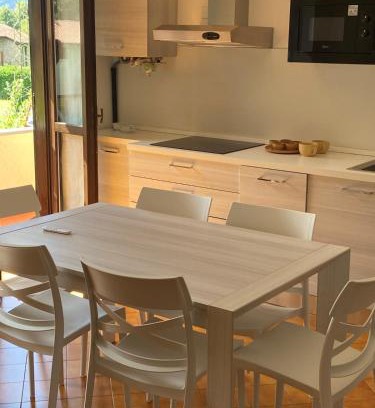 Spinone Al Lago Apartamento | Delizioso appartamento sul lago - Casa Marina