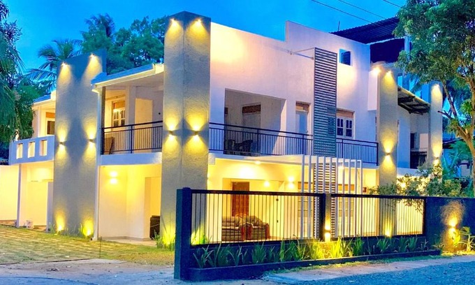 Anuradhapura Hotel | DELMOND Lake - Anuradhapura