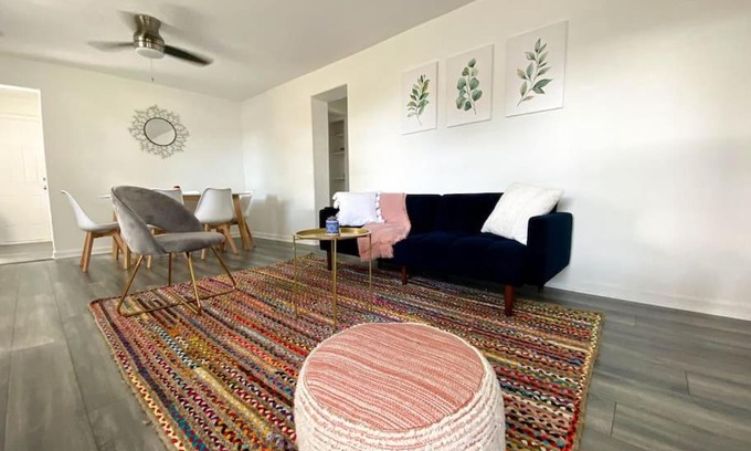 Delray Beach Casa | Delray Beach amazing house fits up to 8 people, works best for 5 - At Av 344