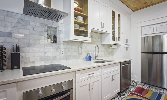 Seminole Heights Apartamento | Deluxe 1-BR Apt Near Ybor and Downtown