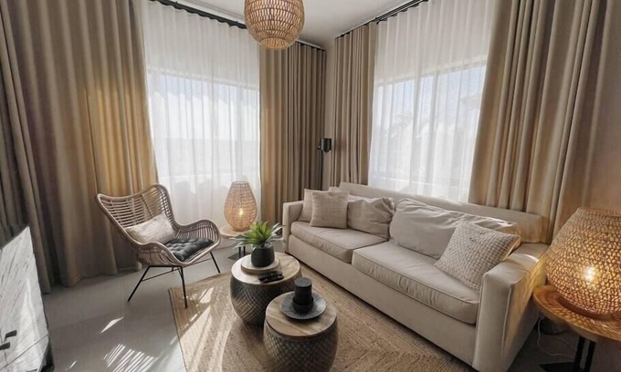 Gold Coast Villa | Deluxe 2-bdr condo in Gold Coast - Malmok /Au~126C