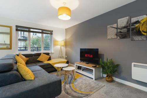 High Wycombe Apartamento | Deluxe 2 bed flat w/free parking