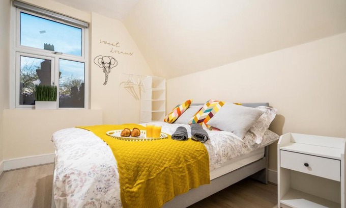 Moseley Apartamento | Deluxe 2-Bedroom Flat with Free parking