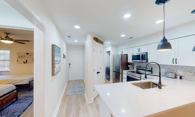 Pawleys Island Villa | Deluxe 2BR Villa amidst Pawleys Islands Fairway