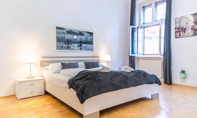 Neulerchenfeld Apartamento | Deluxe 3BR Apt Wiener Stadthalle