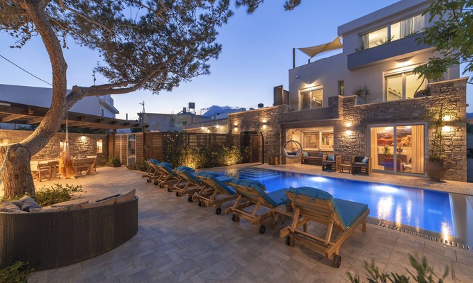 Koutsouras Casa | Villa de lujo de 7 dormitorios con piscina privada y spa cerca de la playa