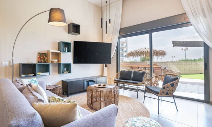 Nahariya Apartamento | Deluxe Achziv Beach Apartment in Nahariya