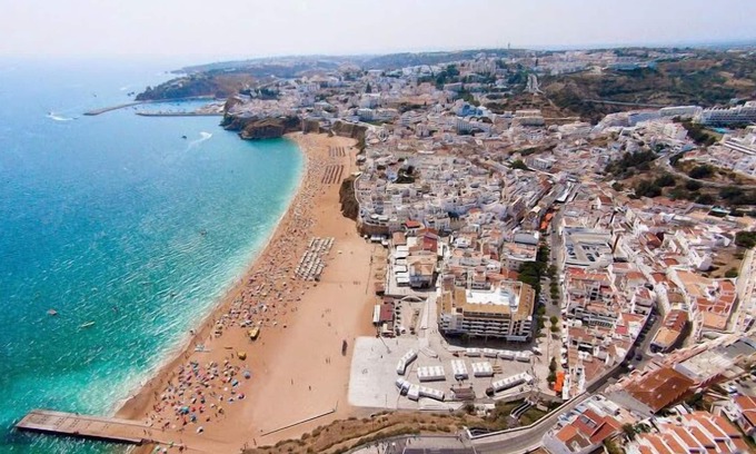 Pata de Baixo Apartamento | Deluxe Apartment with 2 Bedrooms B - 2 Br apts