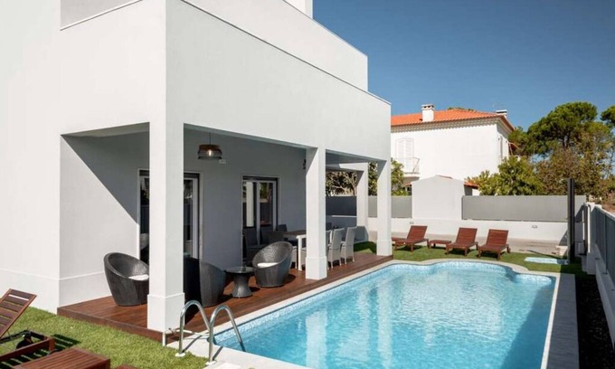 Aldeia do Meco Villa | Deluxe Aroeira Villa | Happy Villa | 4 Bedrooms | Private Pool | Perfect for Larger Groups