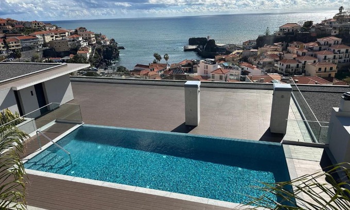 Camara de Lobos Apartamento | Deluxe Bay View