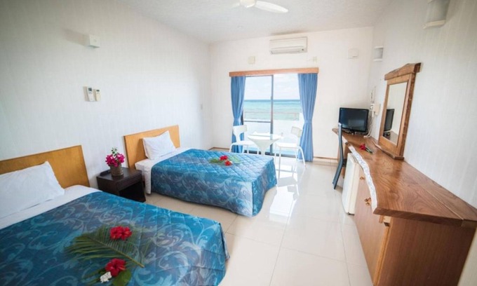 Ishigaki Hotel | Deluxe Double Room Economy Family Room / Ishigaki Okinawa