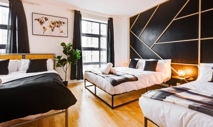 Northern Quarter Condominio | Deluxe Duplex w/ Balcony & City Views - Pool Table