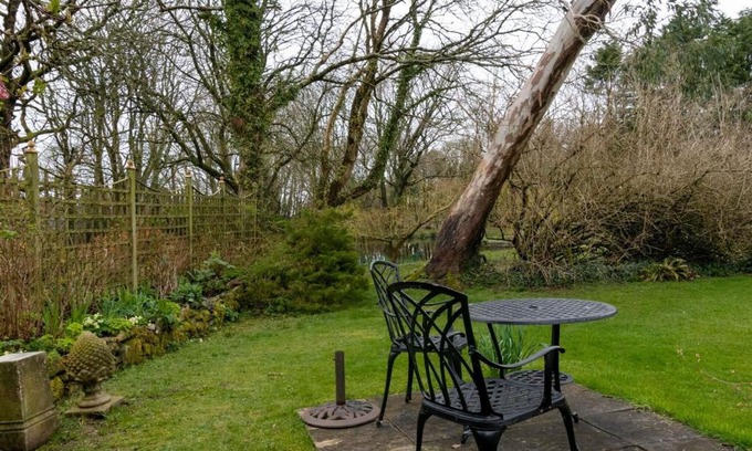 Pennant Casa | Deluxe Holiday Home in Ceredigion with Garden