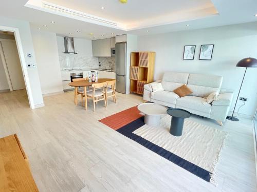 Gibraltar Apartamento | Deluxe Marina View Seafront Gibraltar Stay